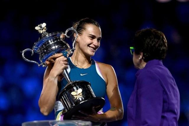 张奔斗：职业生涯首座大满贯冠军，萨巴伦卡值得